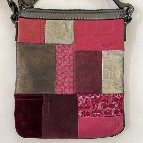 Coach Patchwork Crossbody Vintage Pink handbag - Picture 3 of 12